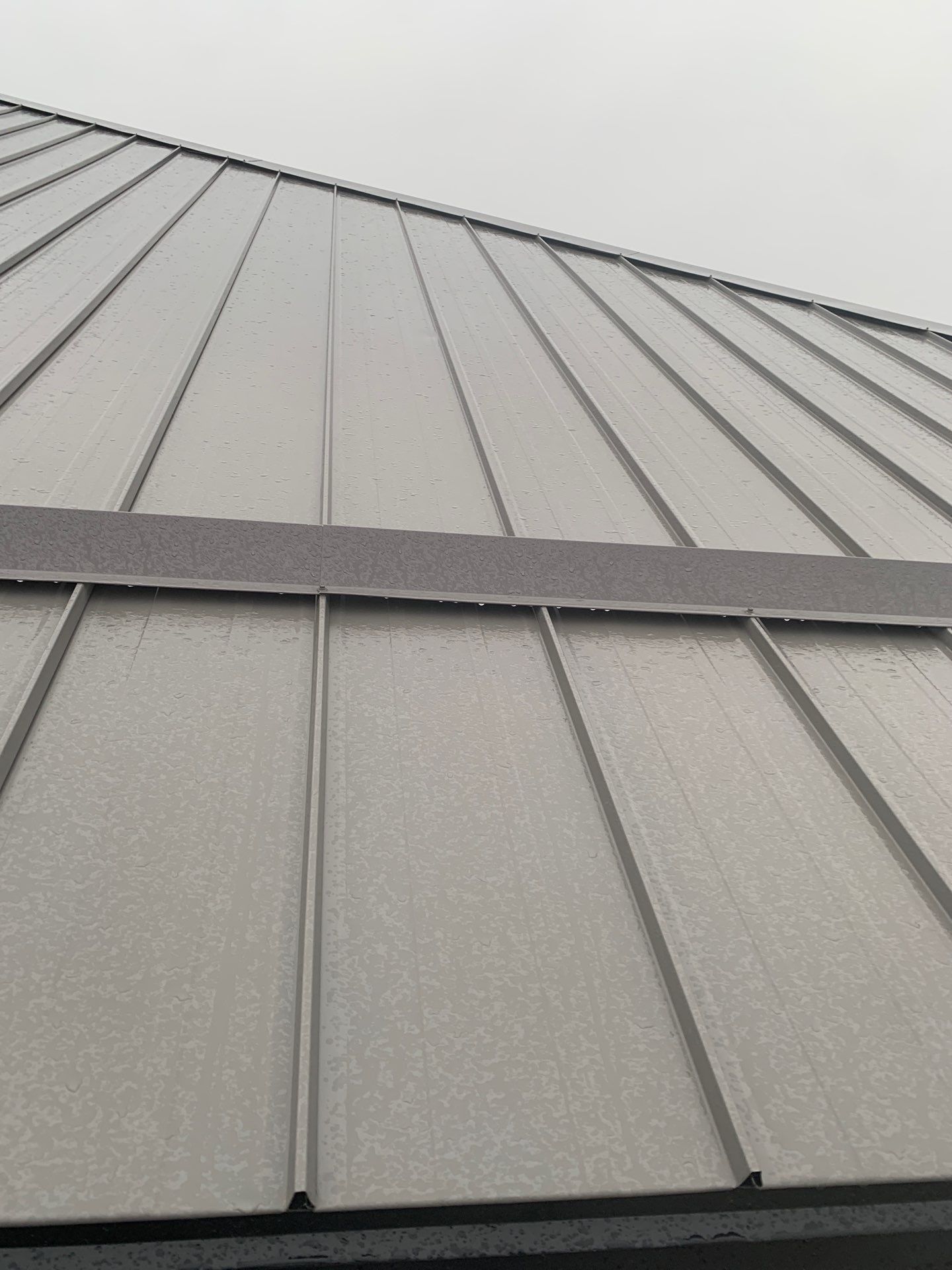 1&rdquo; Prolok Snaplock roof panel installed on building